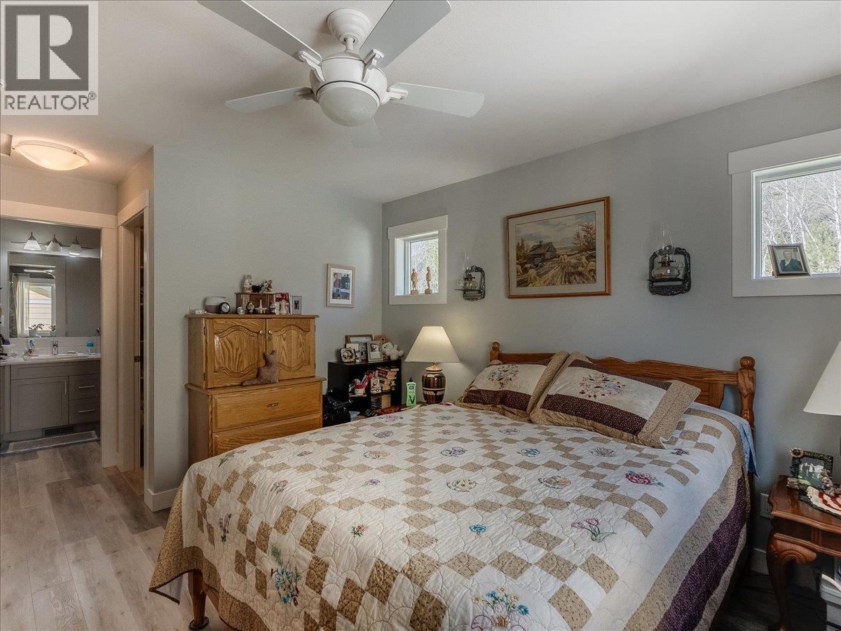 4008 16TH AVENUE Image 52