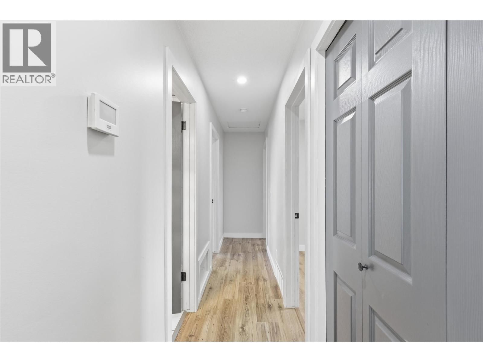 1515 CASCADE STREET Image 27