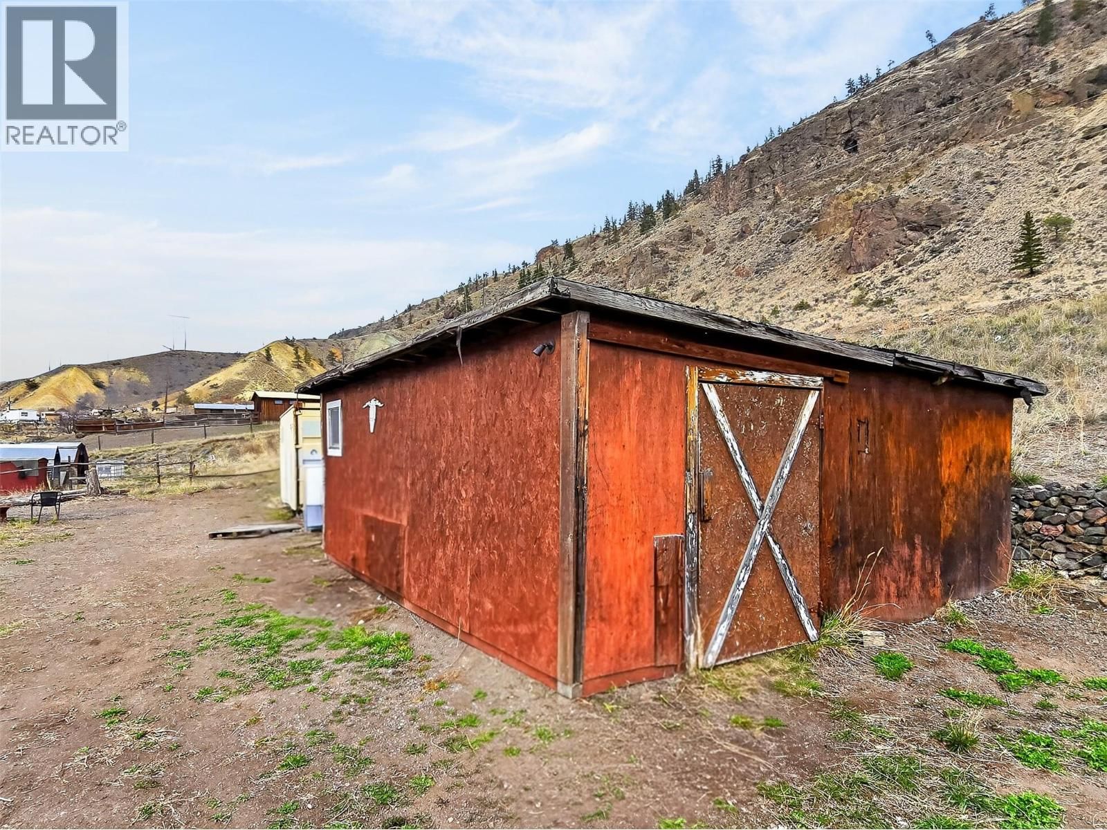 4032 HILLS FRONTAGE ROAD Image 38