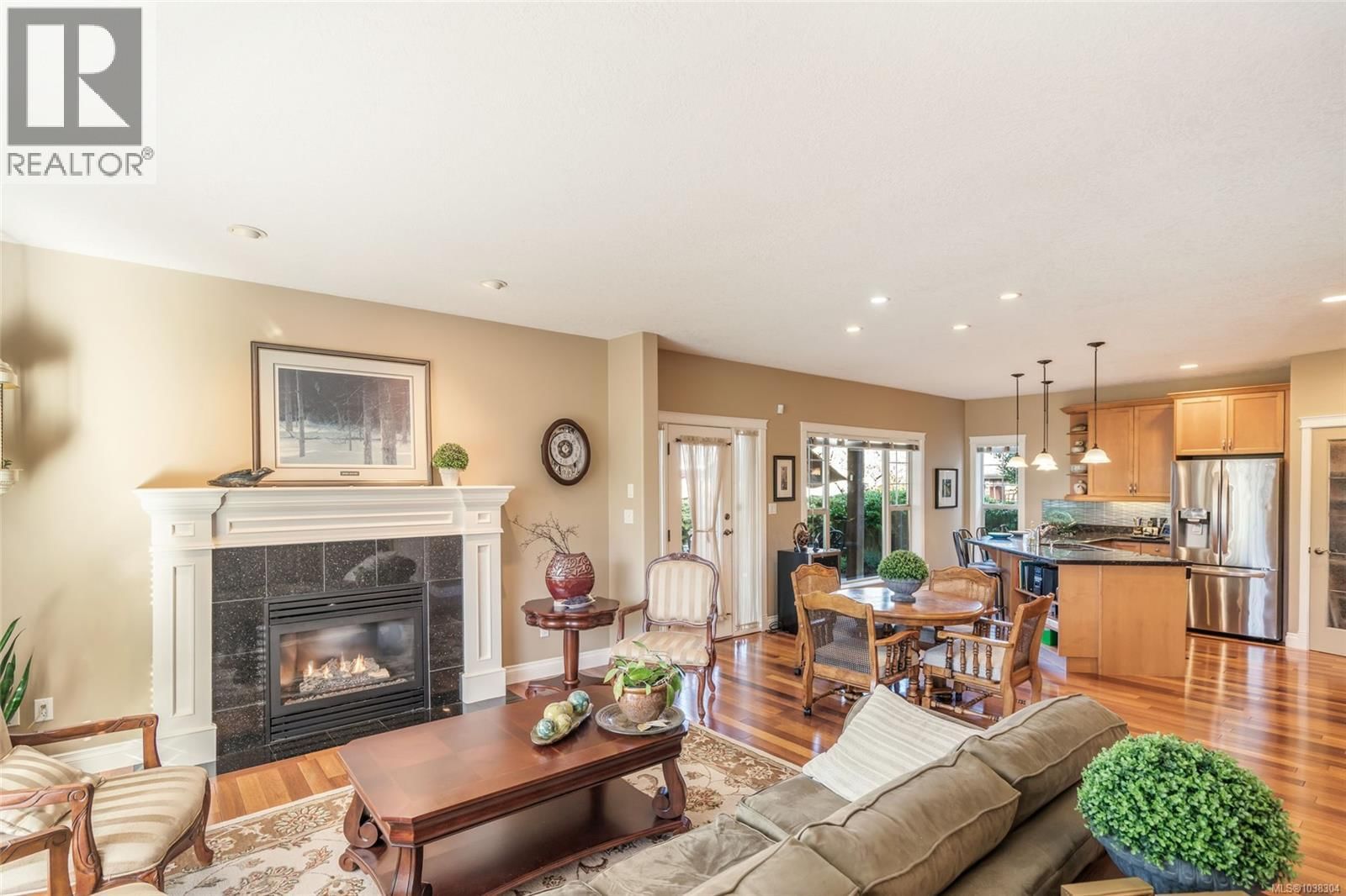 550 Falcon Court property photo