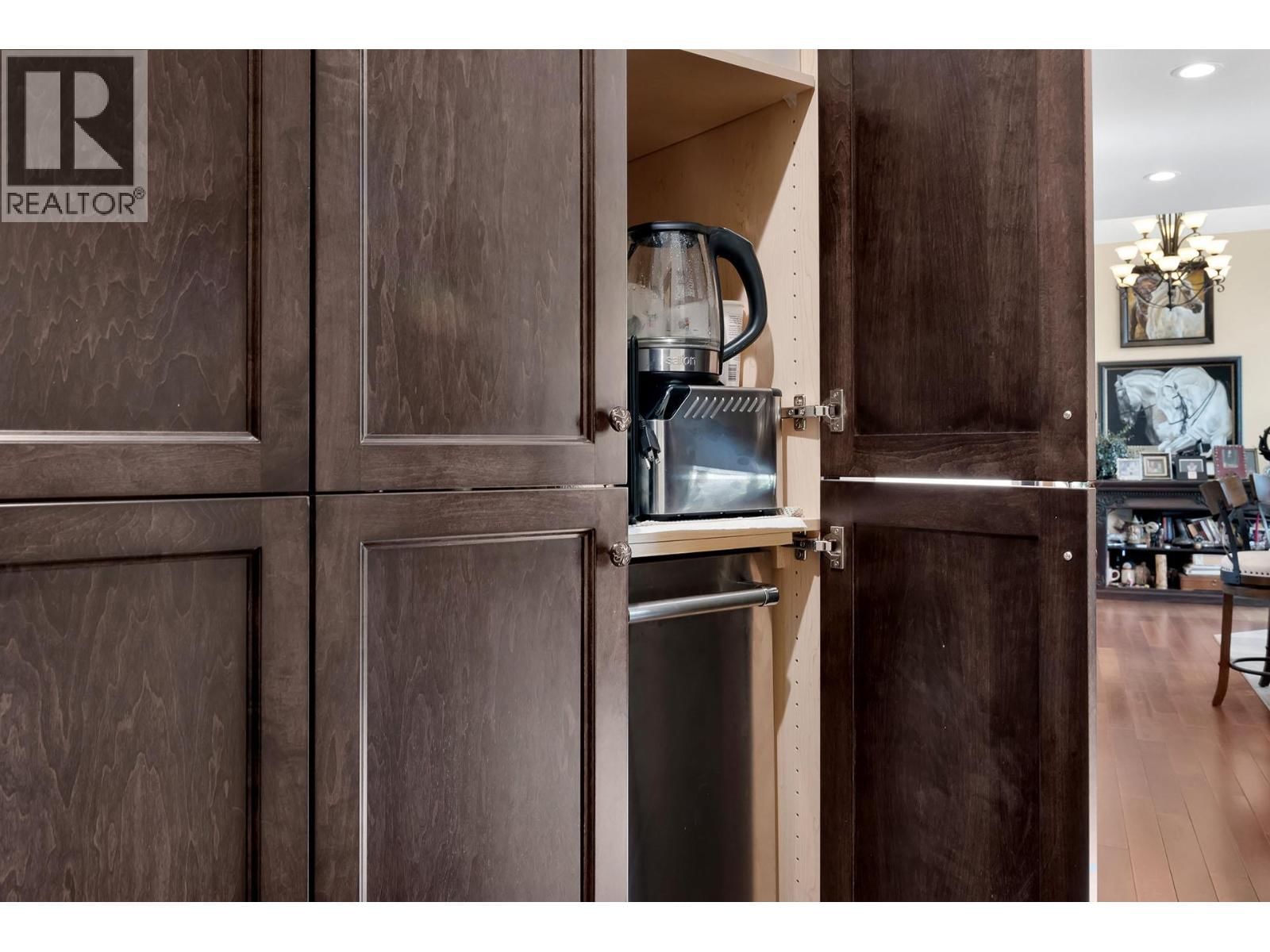 5833 TODD ROAD Image 22