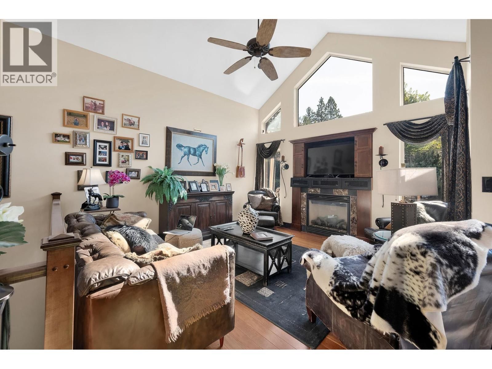 5833 TODD ROAD Image 25