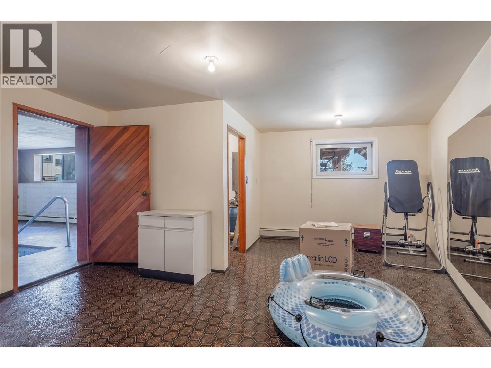 3915 TREPANIER HEIGHTS AVENUE Image 30