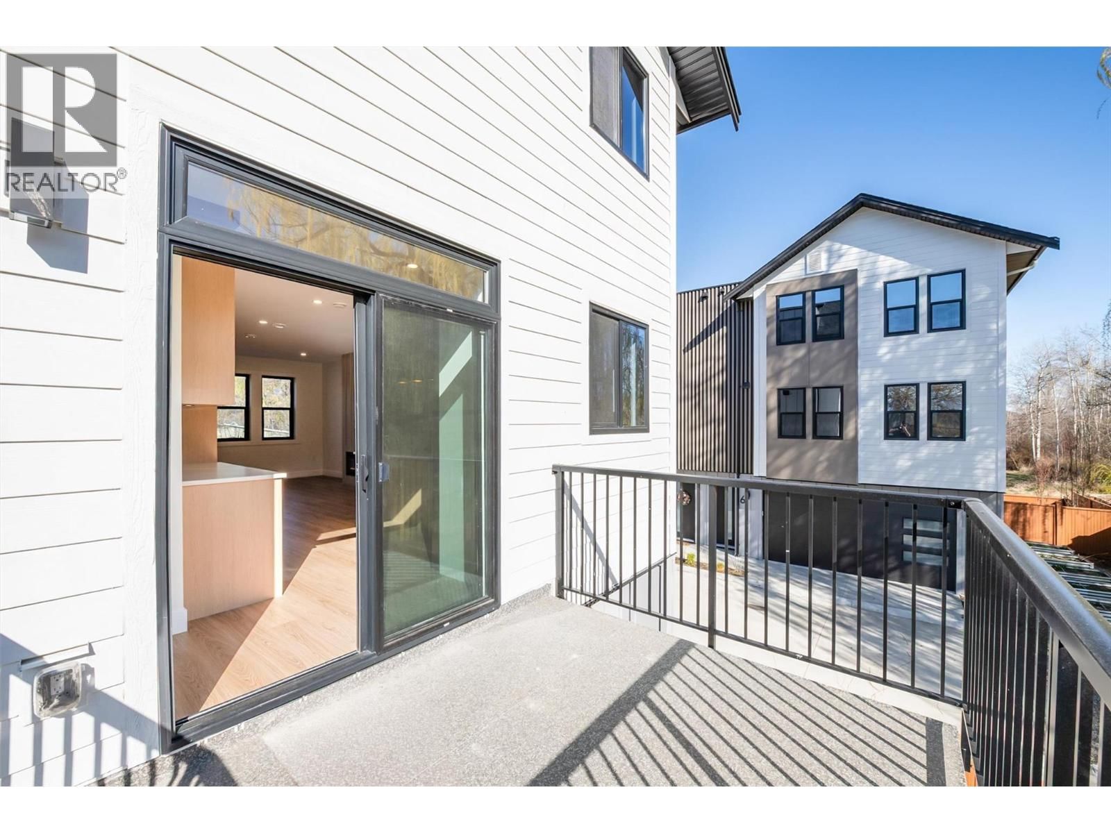 3 - 3590 REDECOPP ROAD Image 11