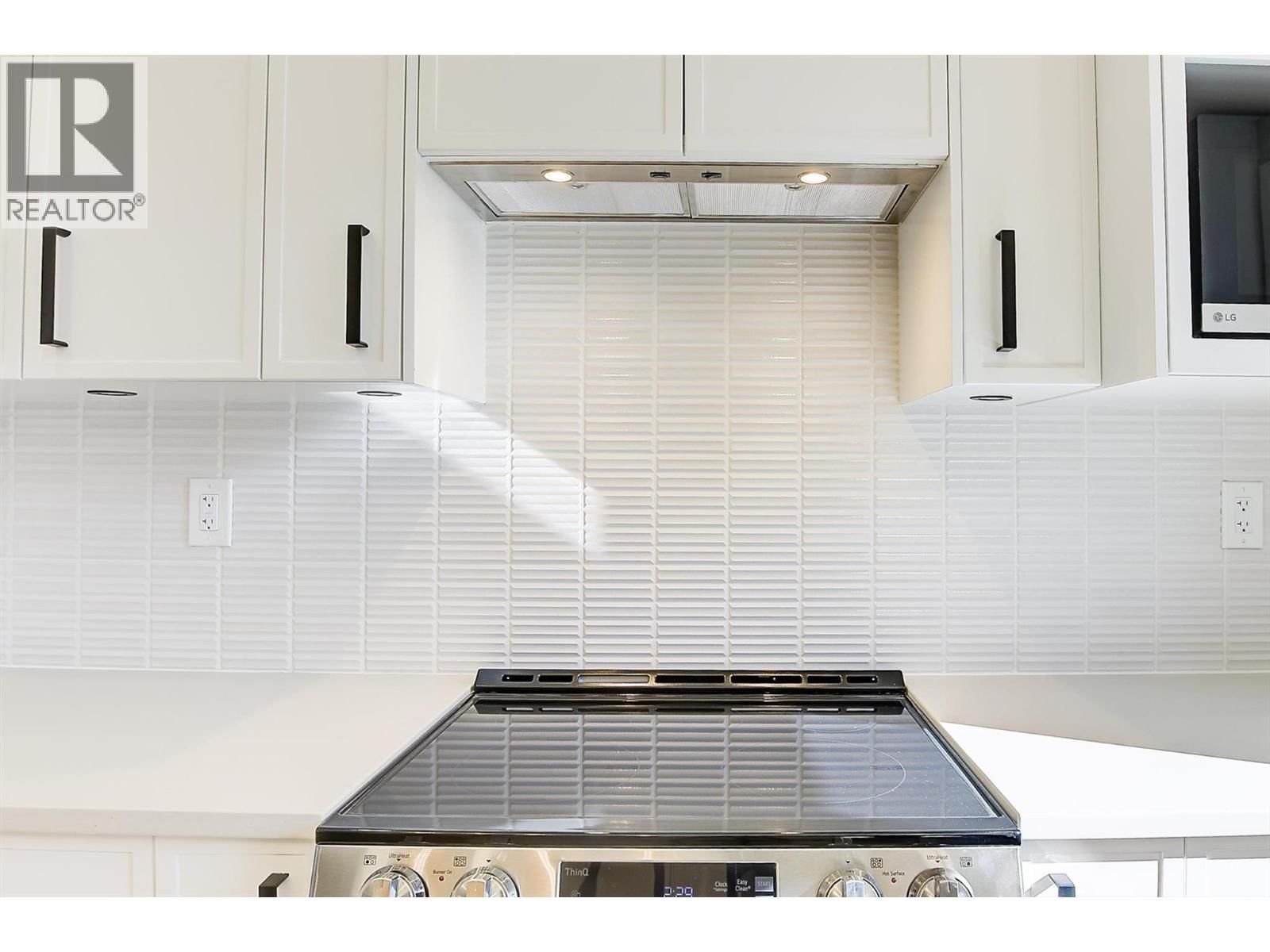 3 - 3590 REDECOPP ROAD Image 15