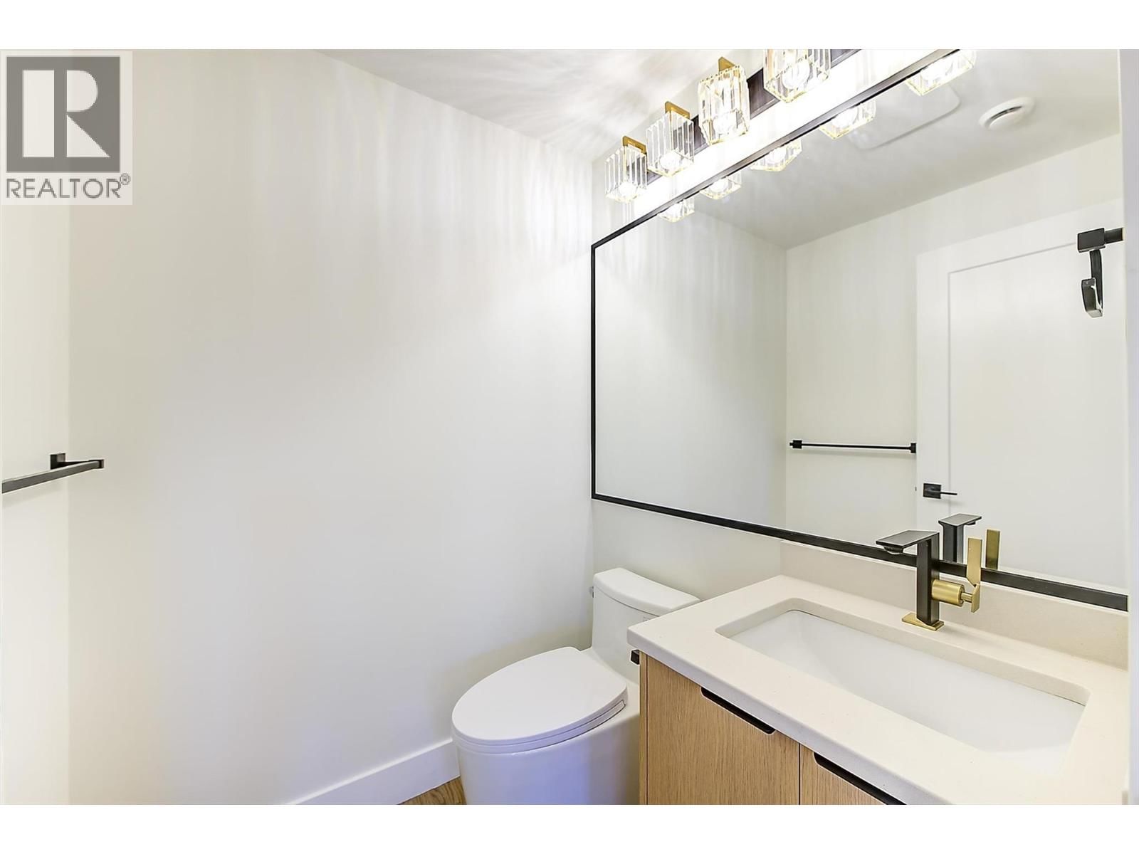 3 - 3590 REDECOPP ROAD Image 17