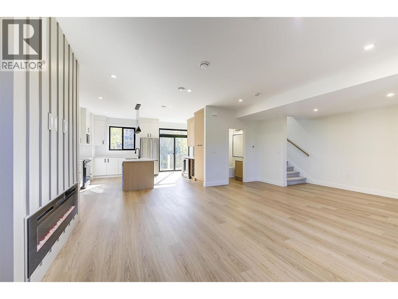 3 - 3590 REDECOPP ROAD Image 18