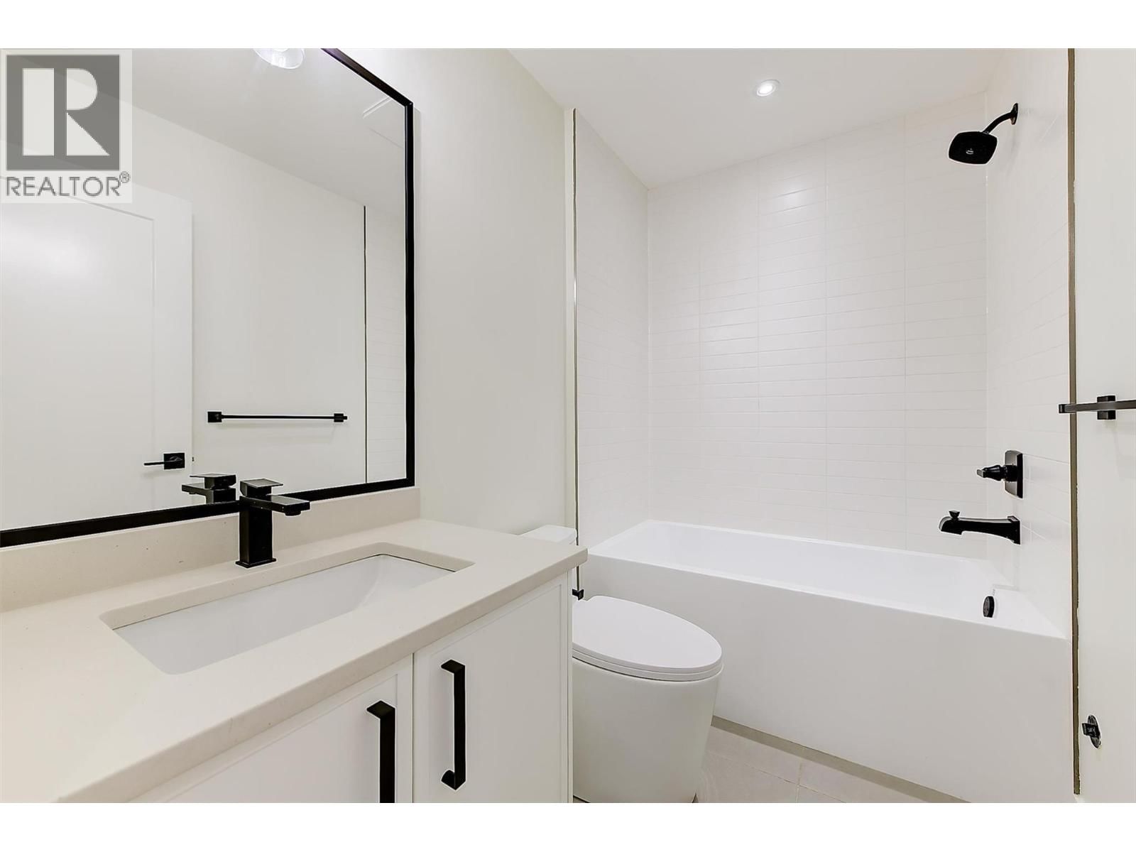 3 - 3590 REDECOPP ROAD Image 30