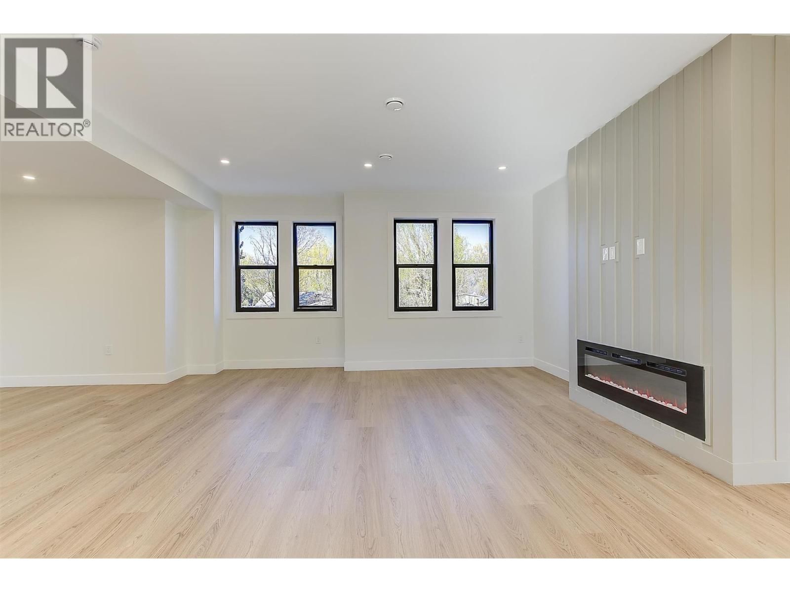 3 - 3590 REDECOPP ROAD Image 4