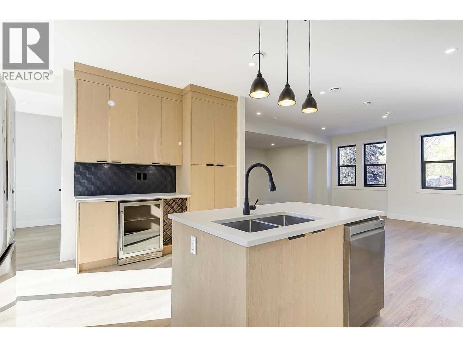 3 - 3590 REDECOPP ROAD Image 7