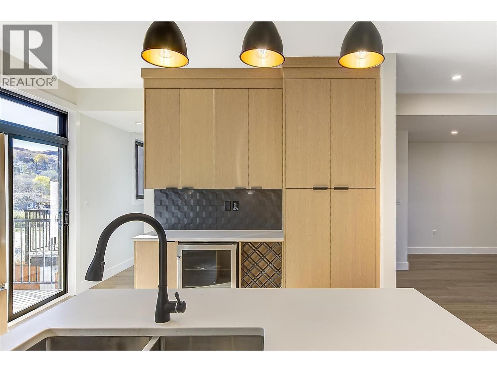 3 - 3590 REDECOPP ROAD Image 8