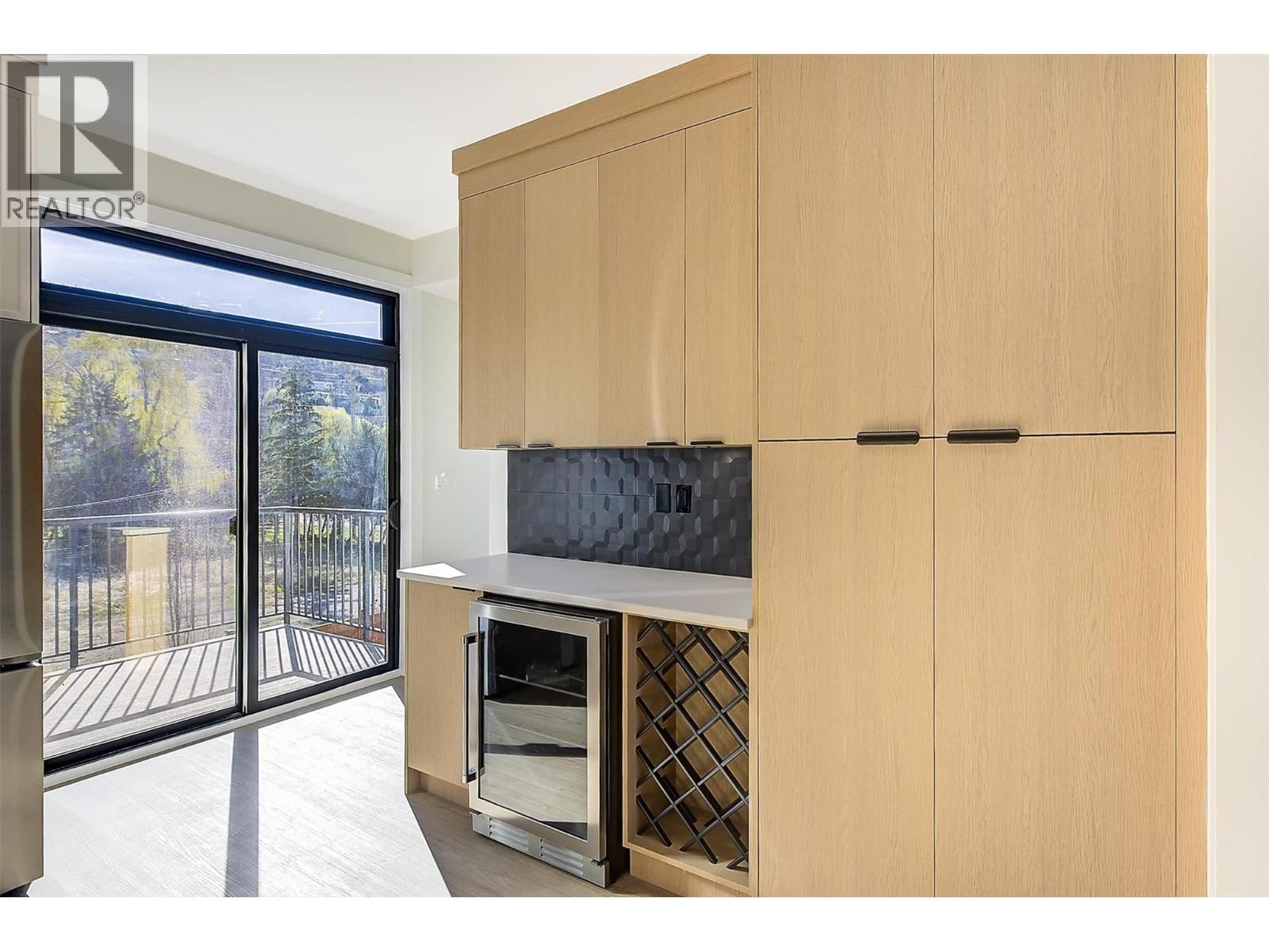 3 - 3590 REDECOPP ROAD Image 9