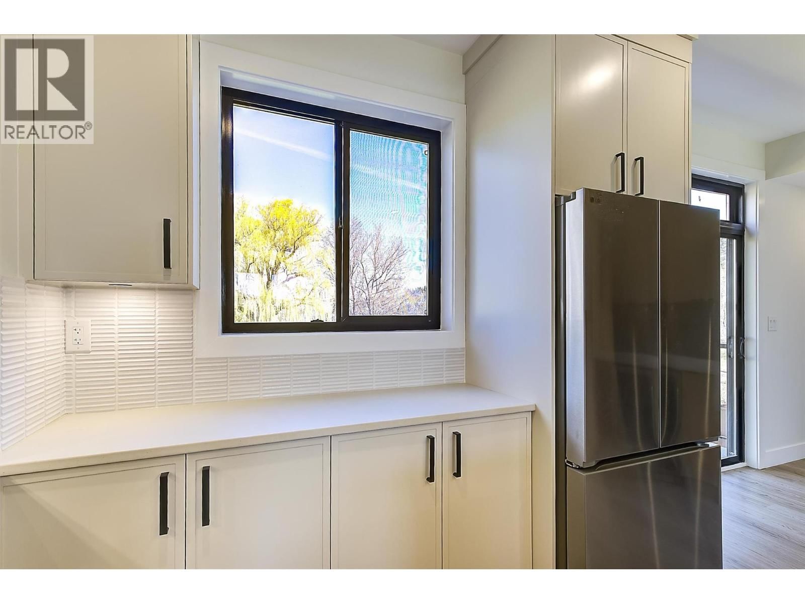 4 - 3590 REDECOPP ROAD Image 13