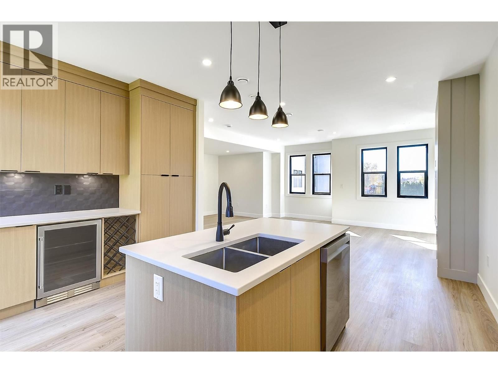 4 - 3590 REDECOPP ROAD Image 14