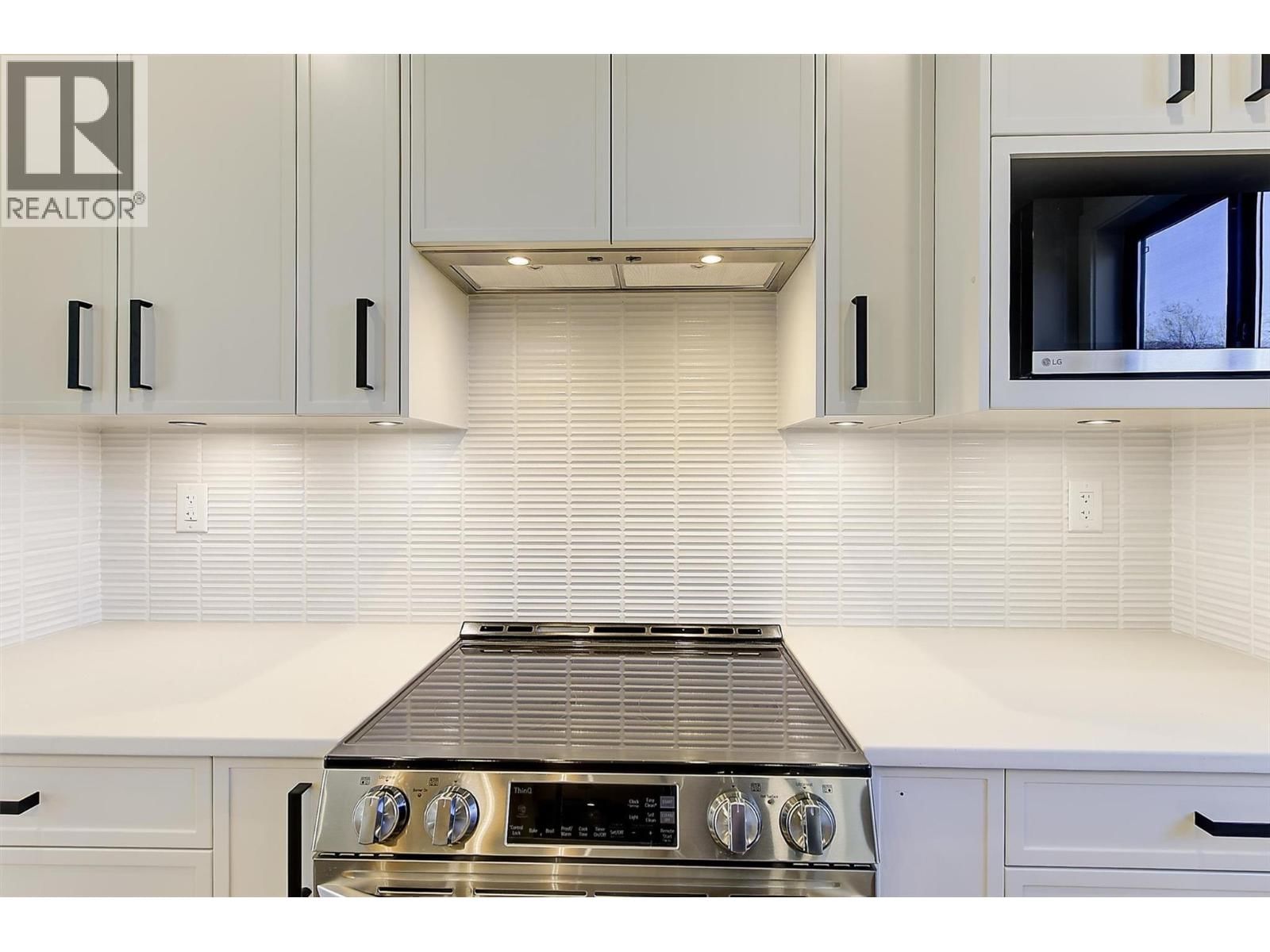 4 - 3590 REDECOPP ROAD Image 15