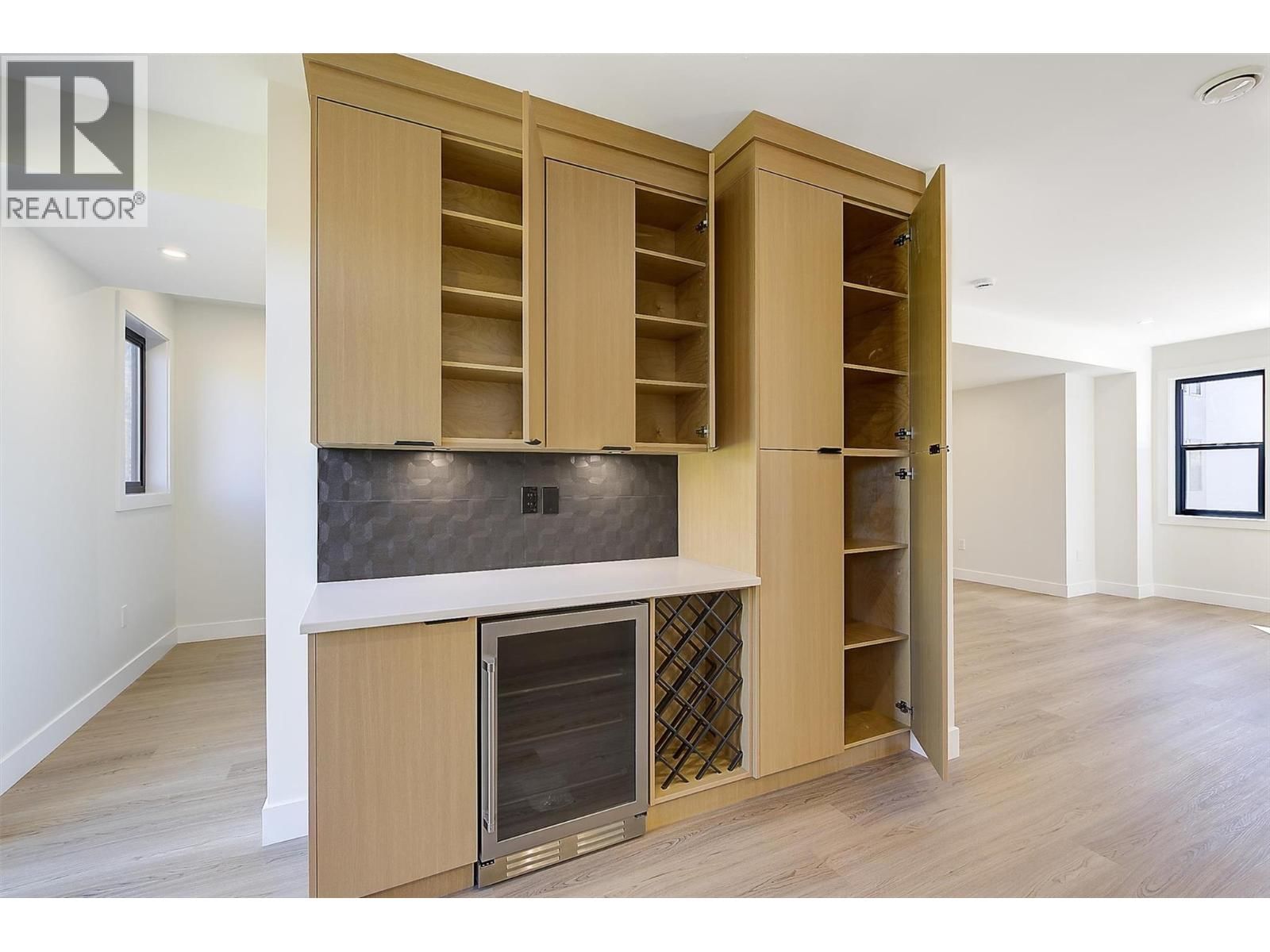 4 - 3590 REDECOPP ROAD Image 17