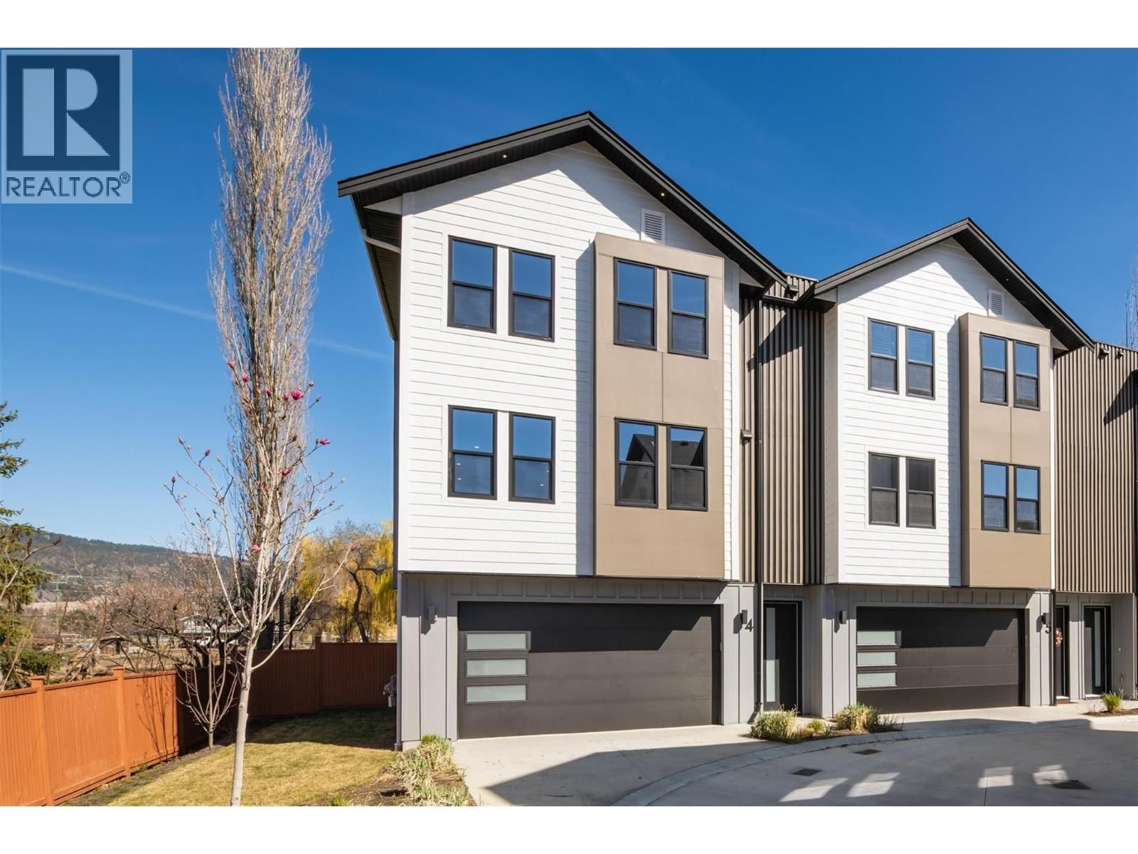 4 - 3590 REDECOPP ROAD Image 2