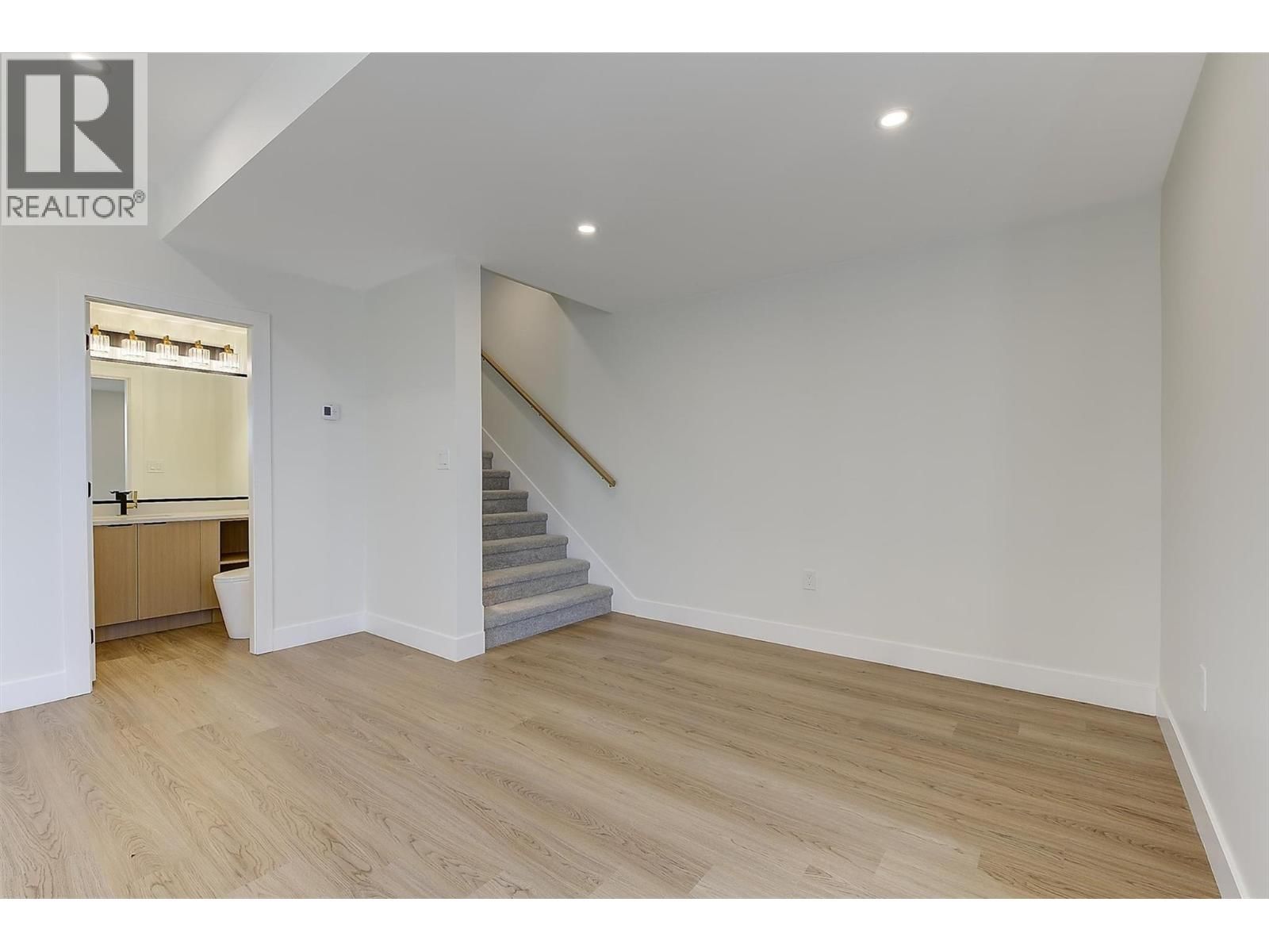 4 - 3590 REDECOPP ROAD Image 20