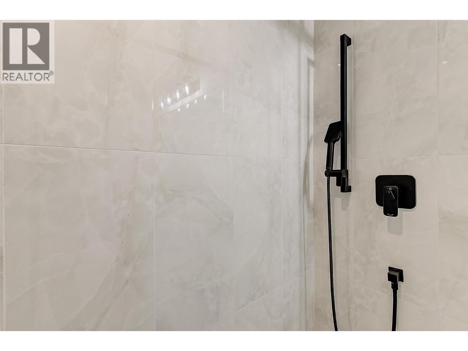 4 - 3590 REDECOPP ROAD Image 24