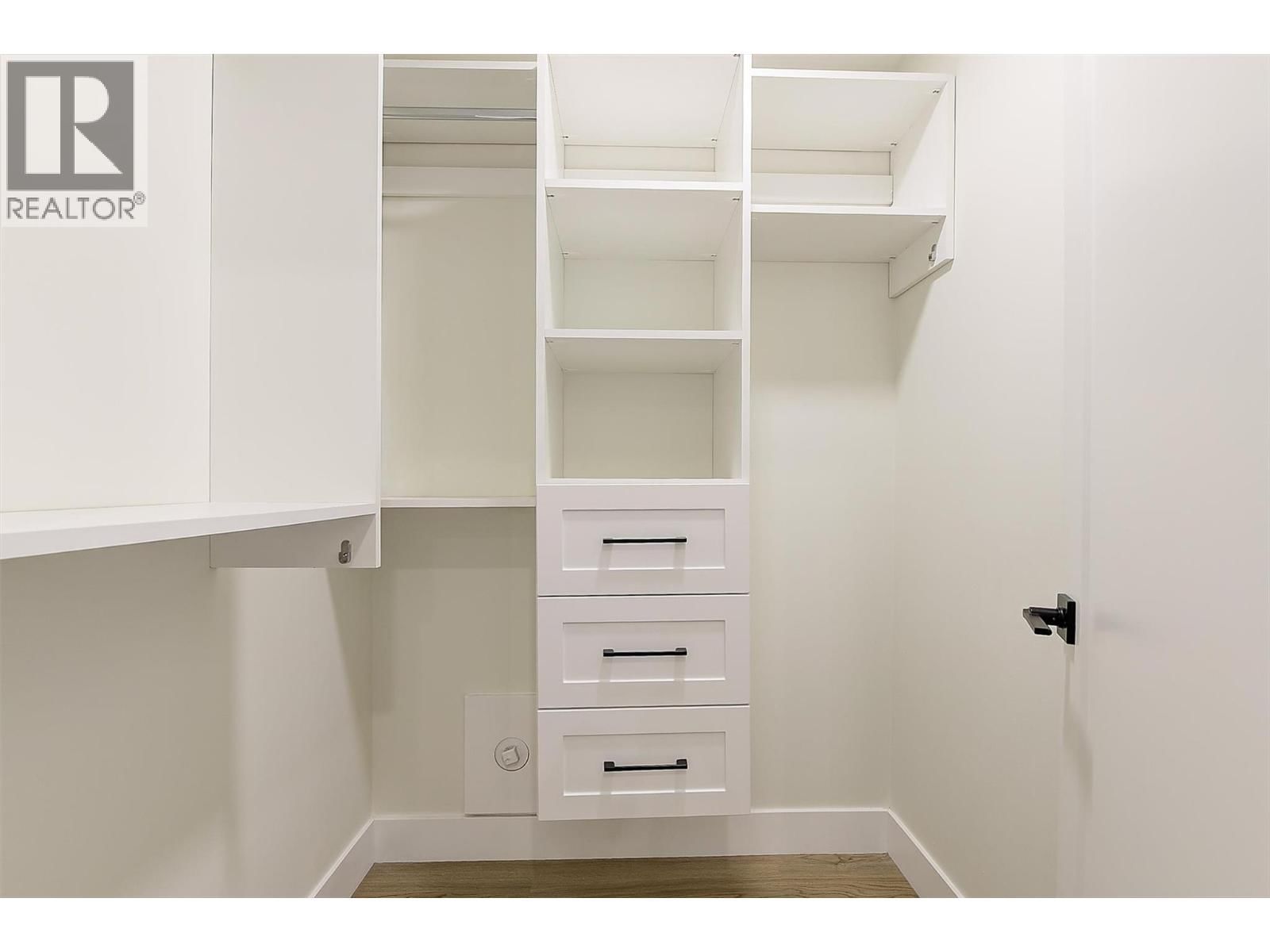 4 - 3590 REDECOPP ROAD Image 25