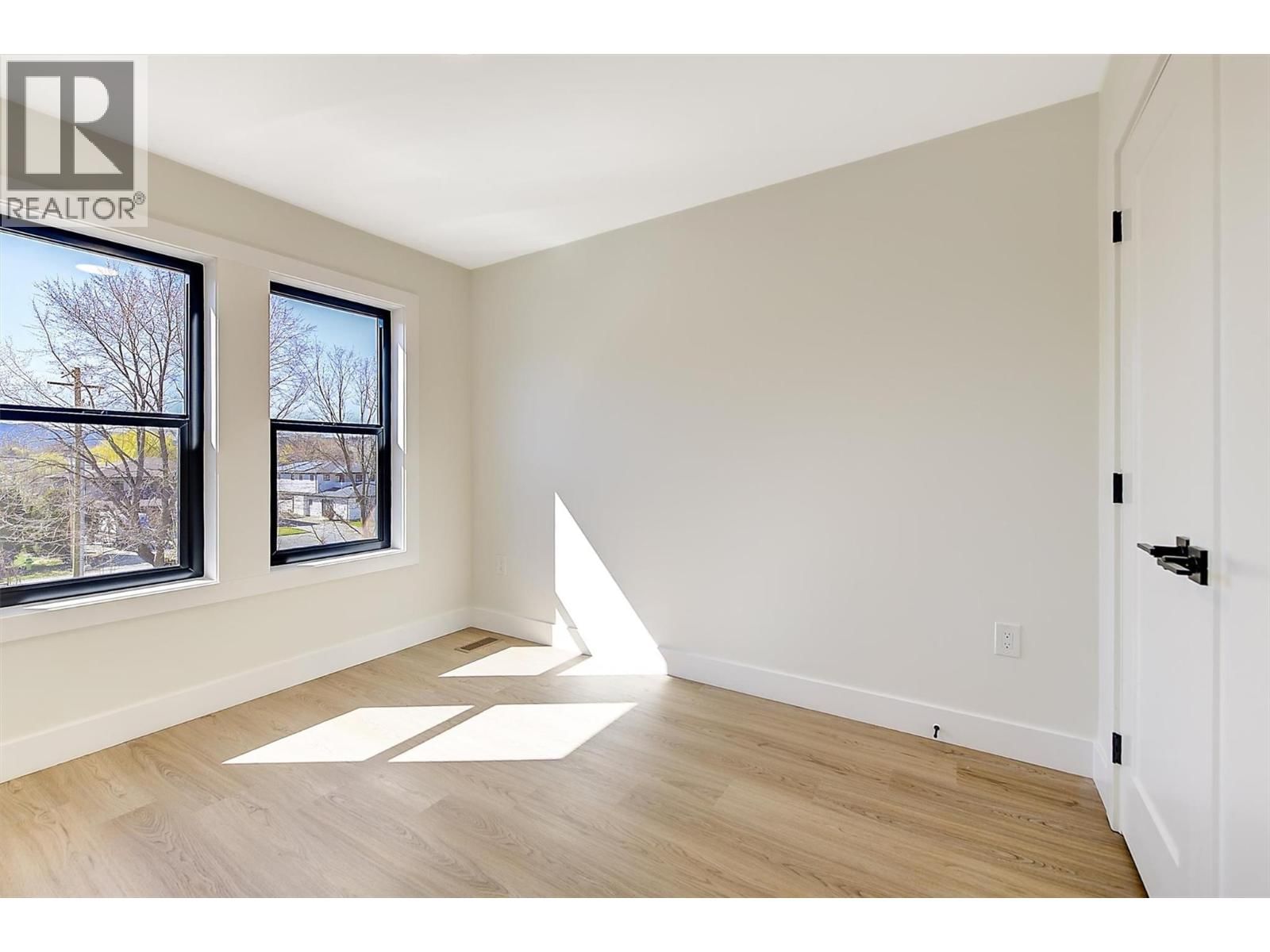 4 - 3590 REDECOPP ROAD Image 26