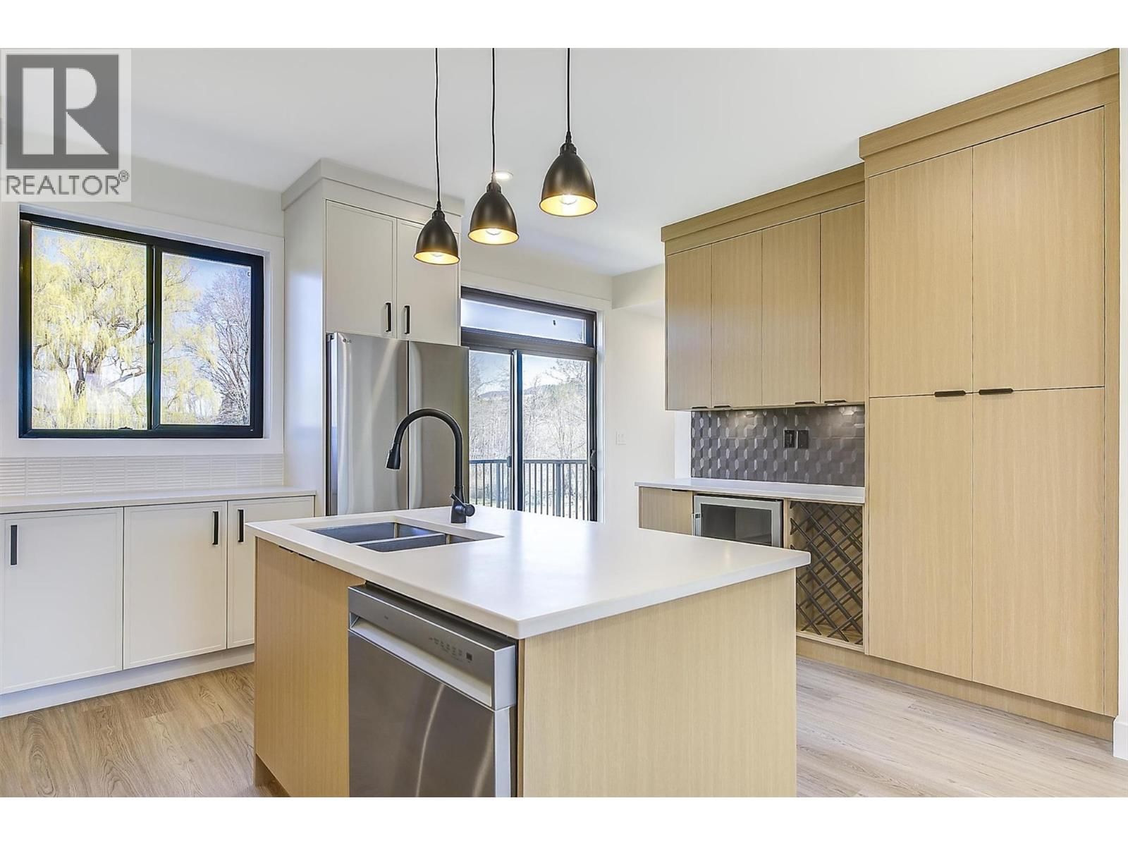 4 - 3590 REDECOPP ROAD Image 9