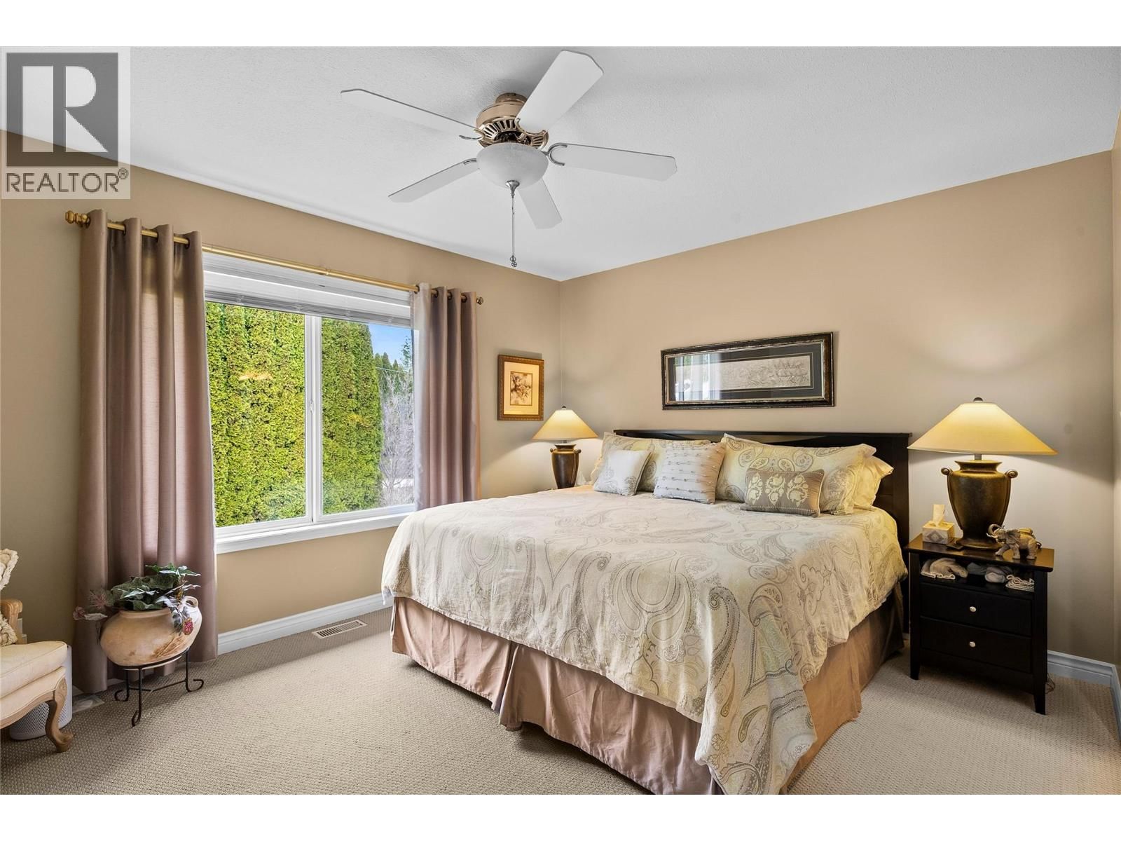 2524 PARKDALE PLACE Image 14