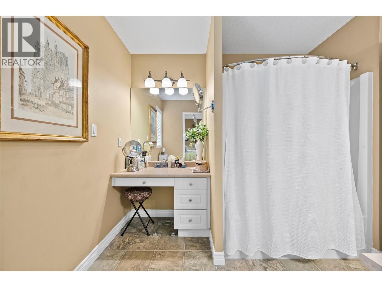 2524 PARKDALE PLACE Image 17