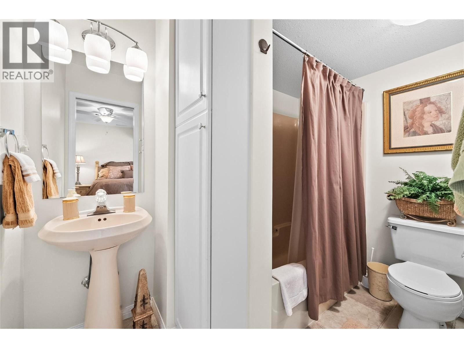 2524 PARKDALE PLACE Image 30