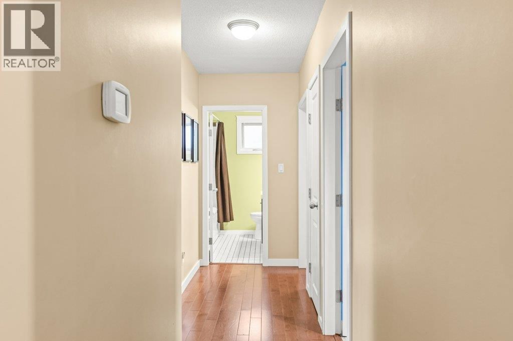 1784 HIGHLAND DRIVE NORTH Image 15