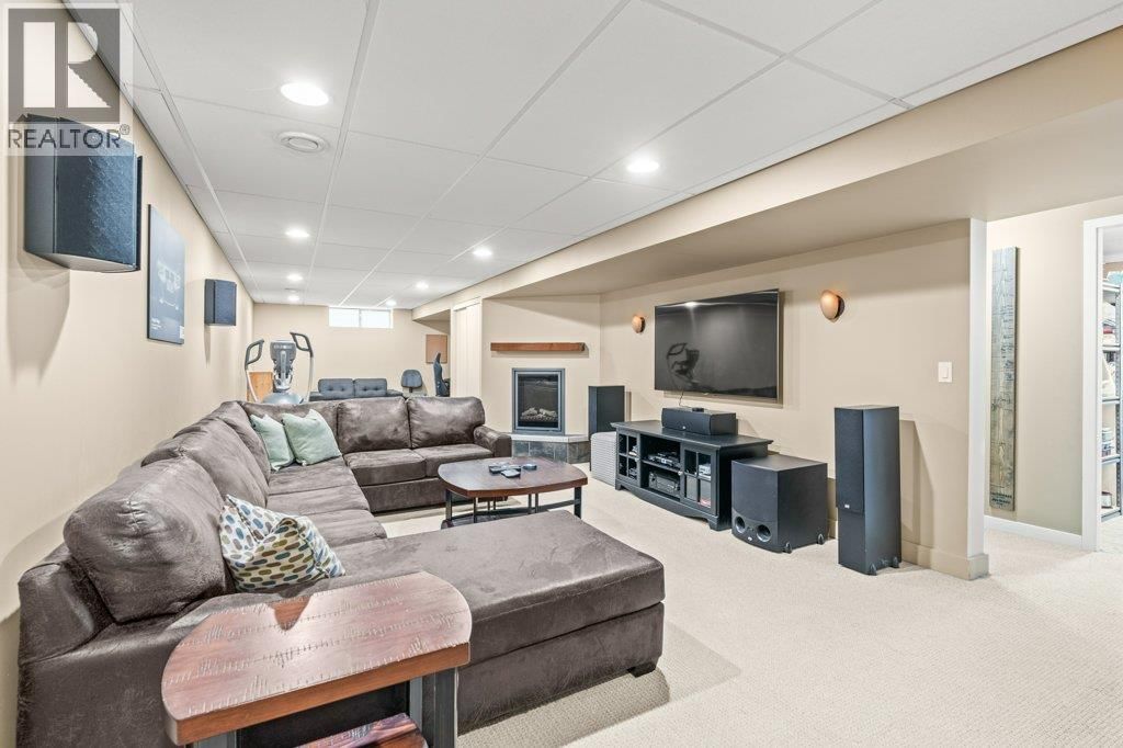 1784 HIGHLAND DRIVE NORTH Image 23