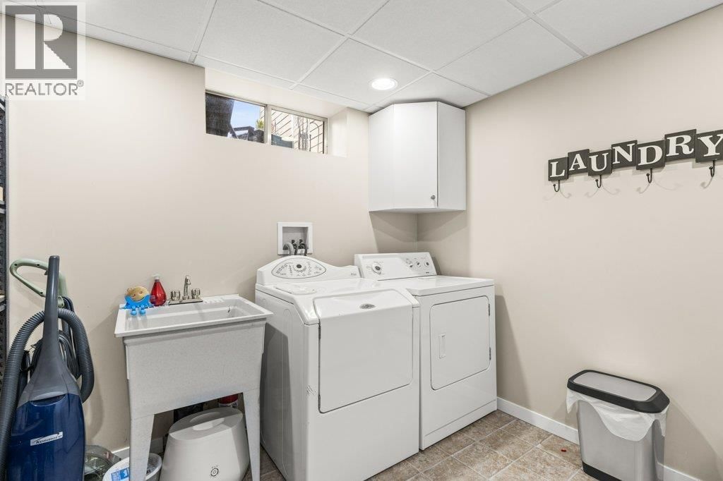 1784 HIGHLAND DRIVE NORTH Image 31