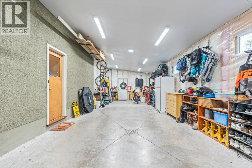 1784 HIGHLAND DRIVE NORTH Image 33