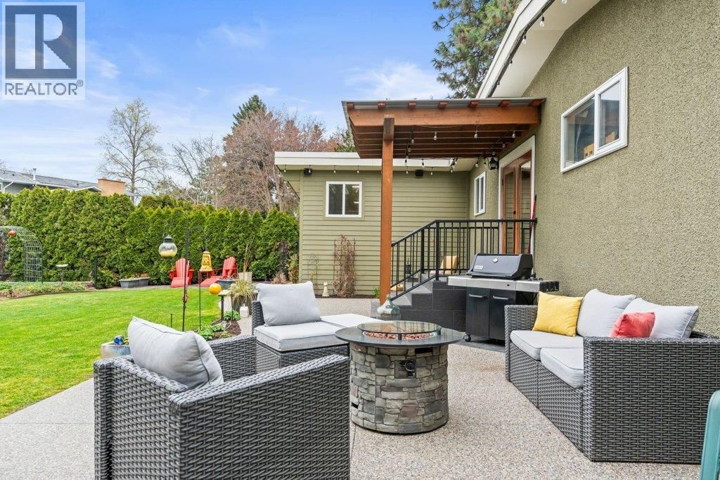 1784 HIGHLAND DRIVE NORTH Image 42