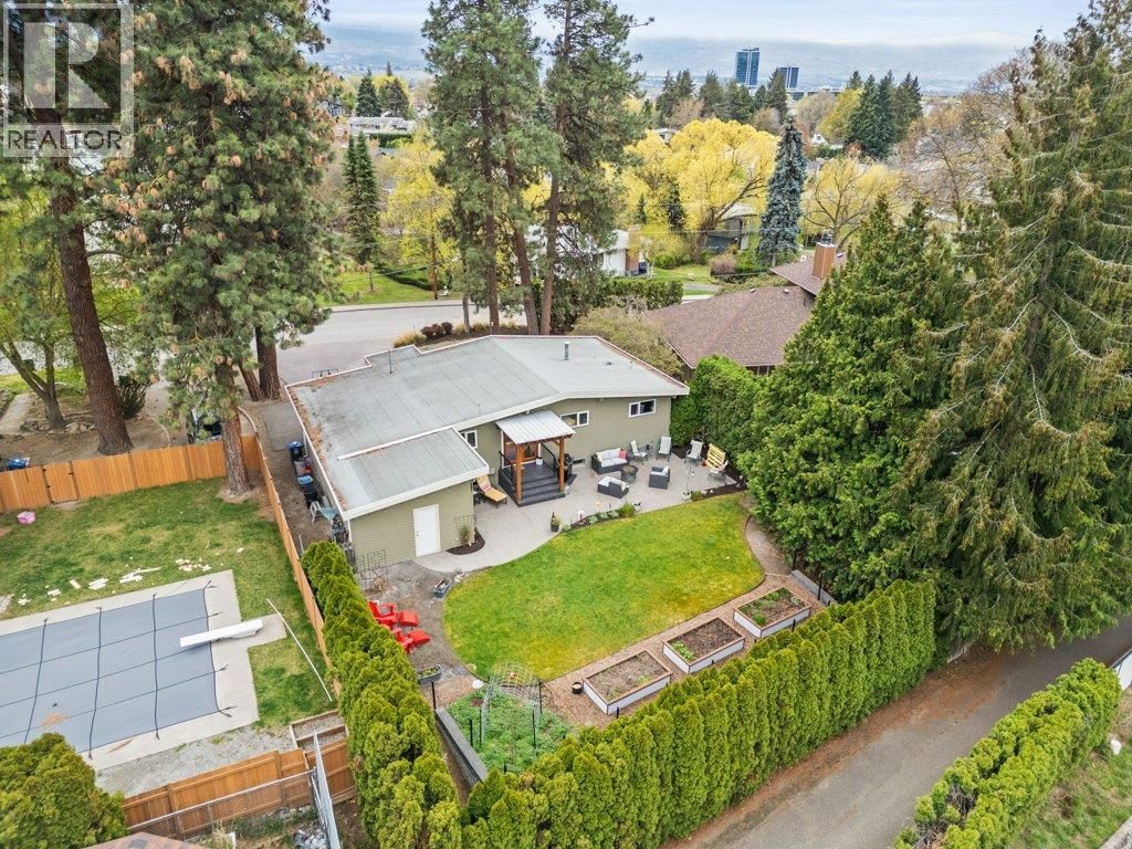 1784 HIGHLAND DRIVE NORTH Image 48