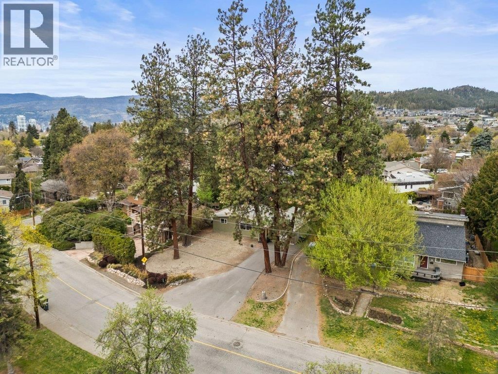 1784 HIGHLAND DRIVE NORTH Image 52