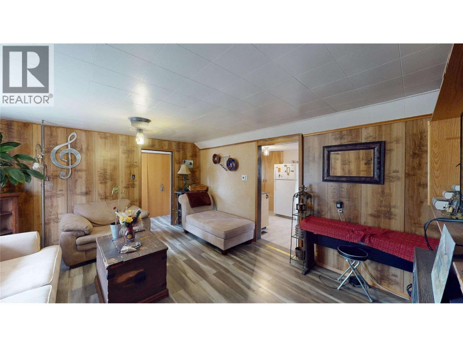 235 306TH AVENUE Image 13