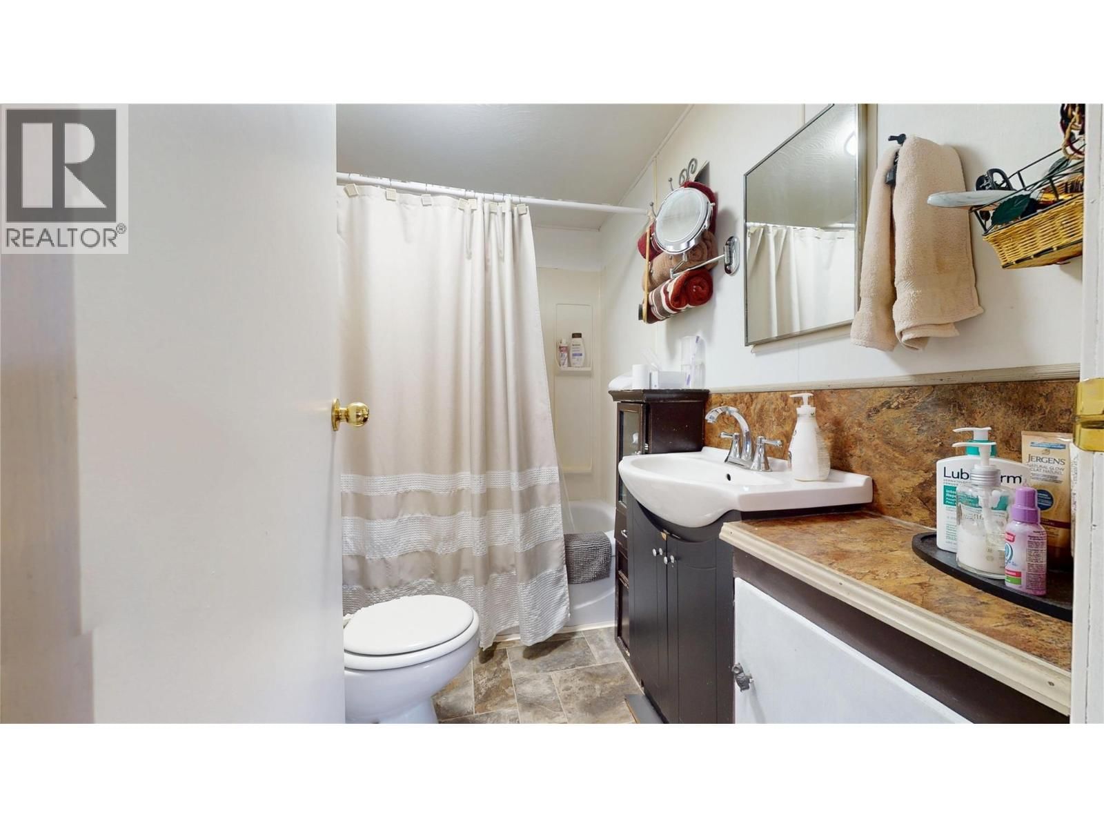 235 306TH AVENUE Image 16