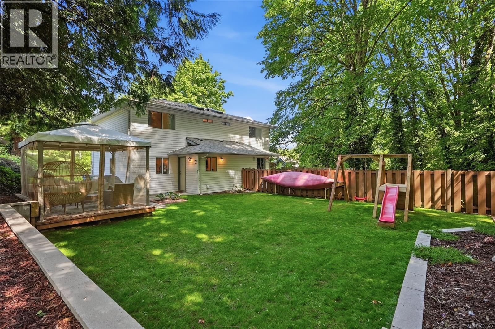 B 184 Westwood Road property photo