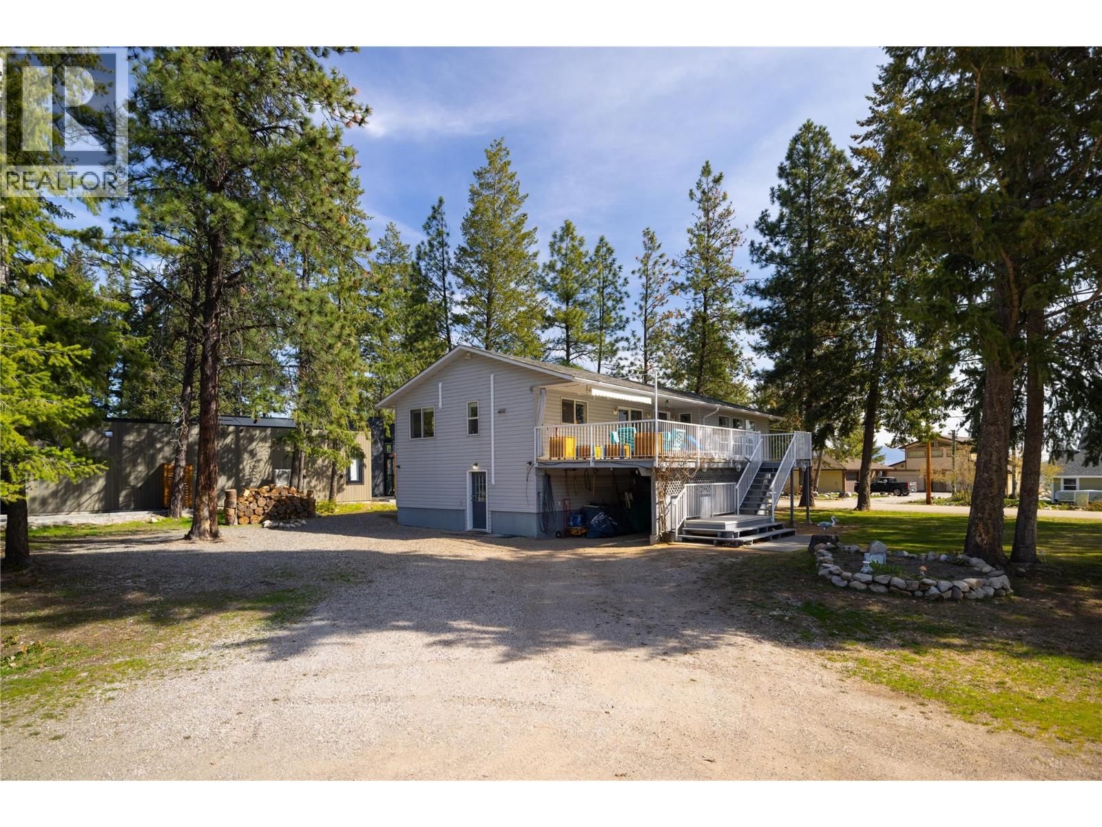 107 CROWN CRESCENT Image 2