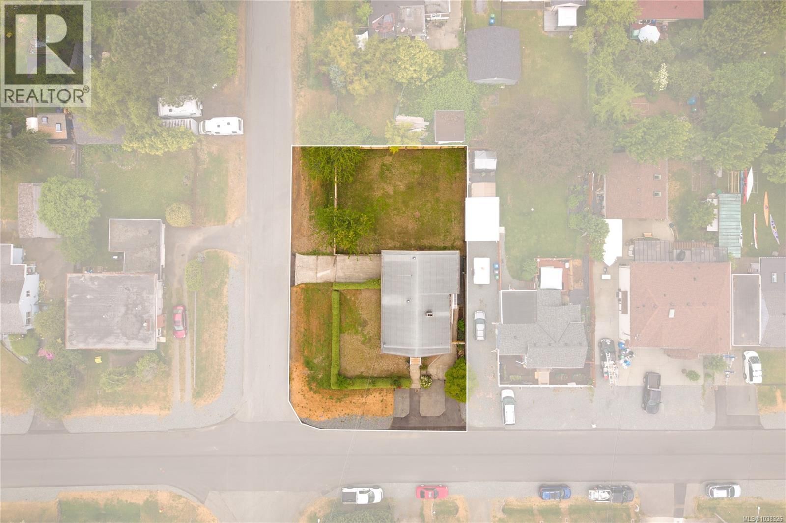 880 Oakley Street property photo