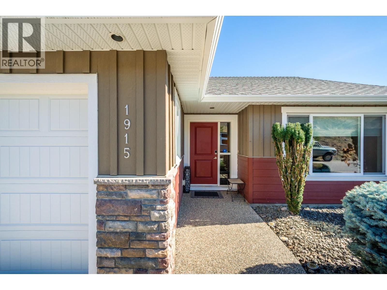 1915 ROSEALEE LANE Image 2