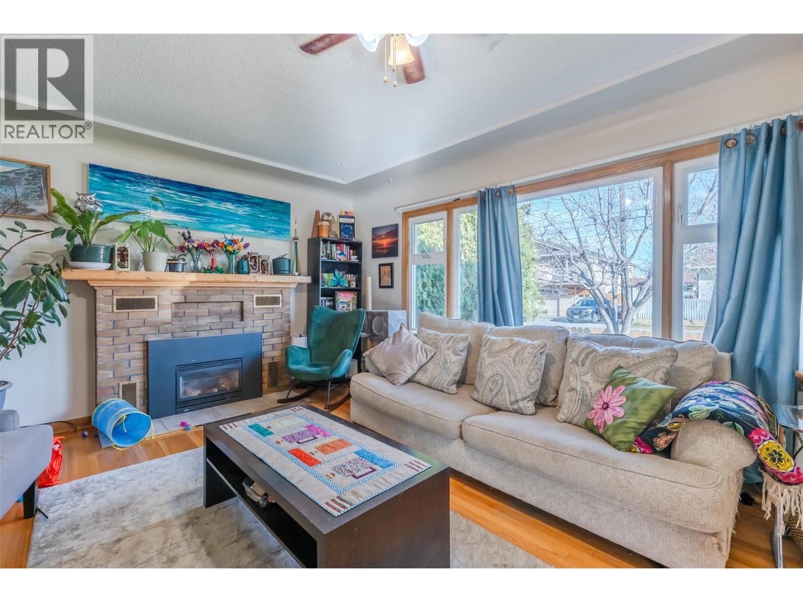 424 PENTICTON AVENUE Image 4