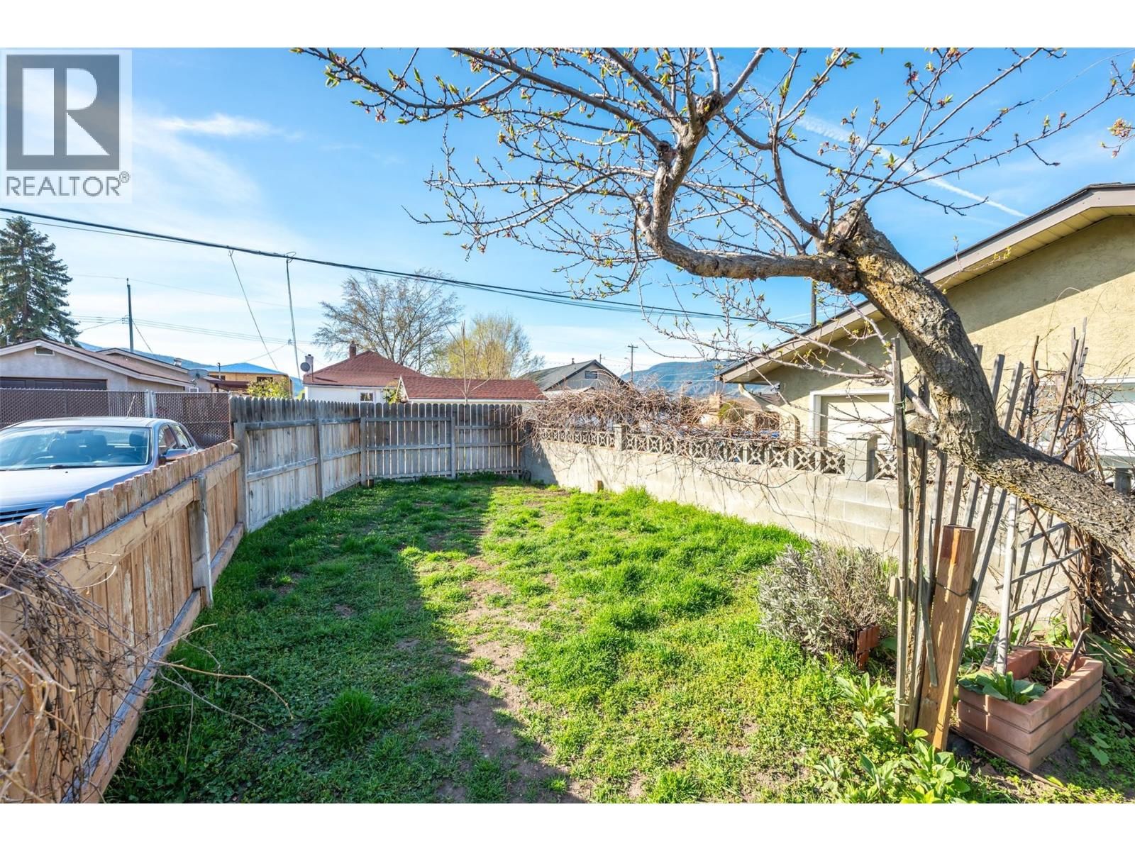 424 PENTICTON AVENUE Image 49