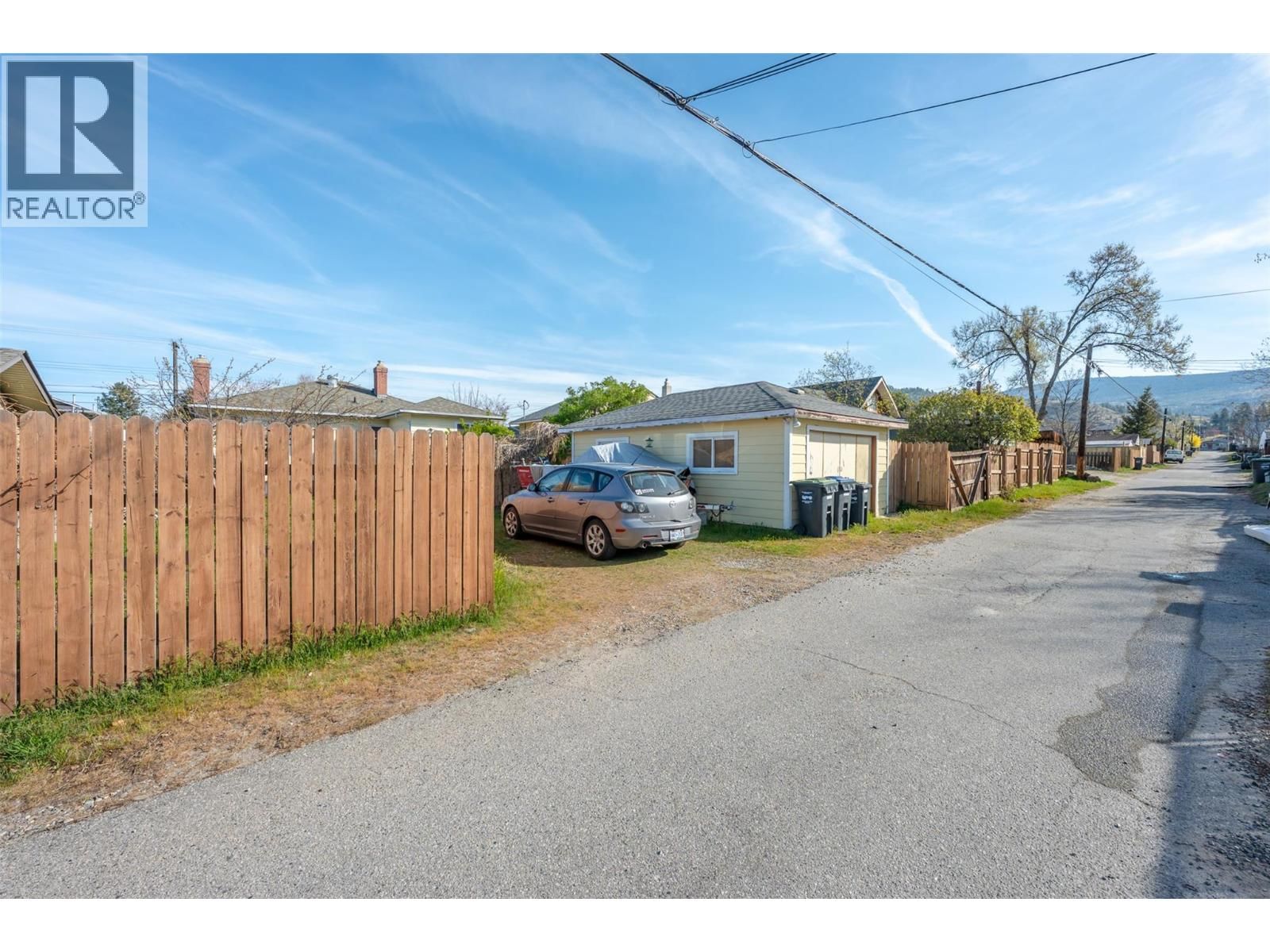 424 PENTICTON AVENUE Image 52