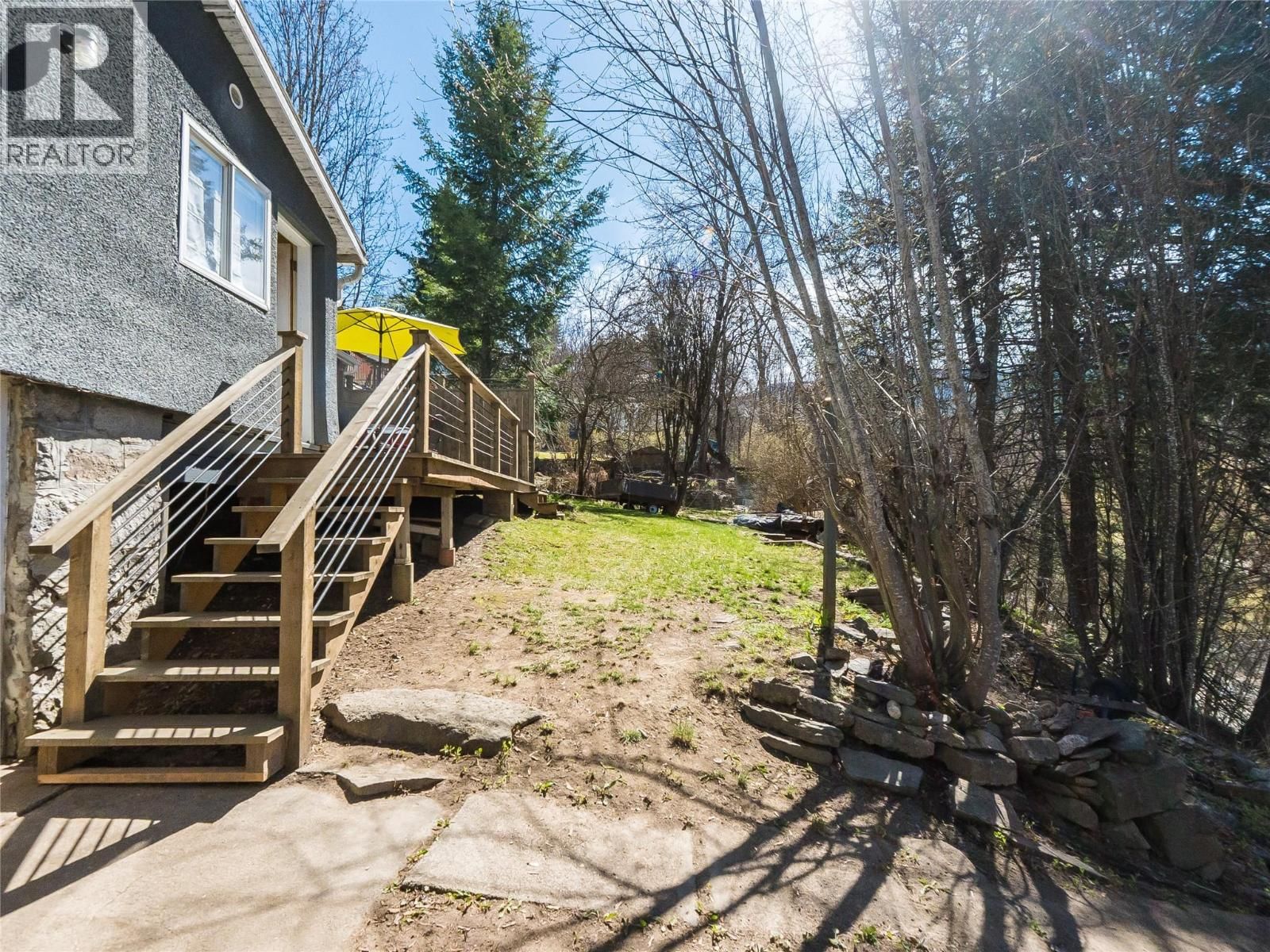 1320 FALLS STREET Image 30