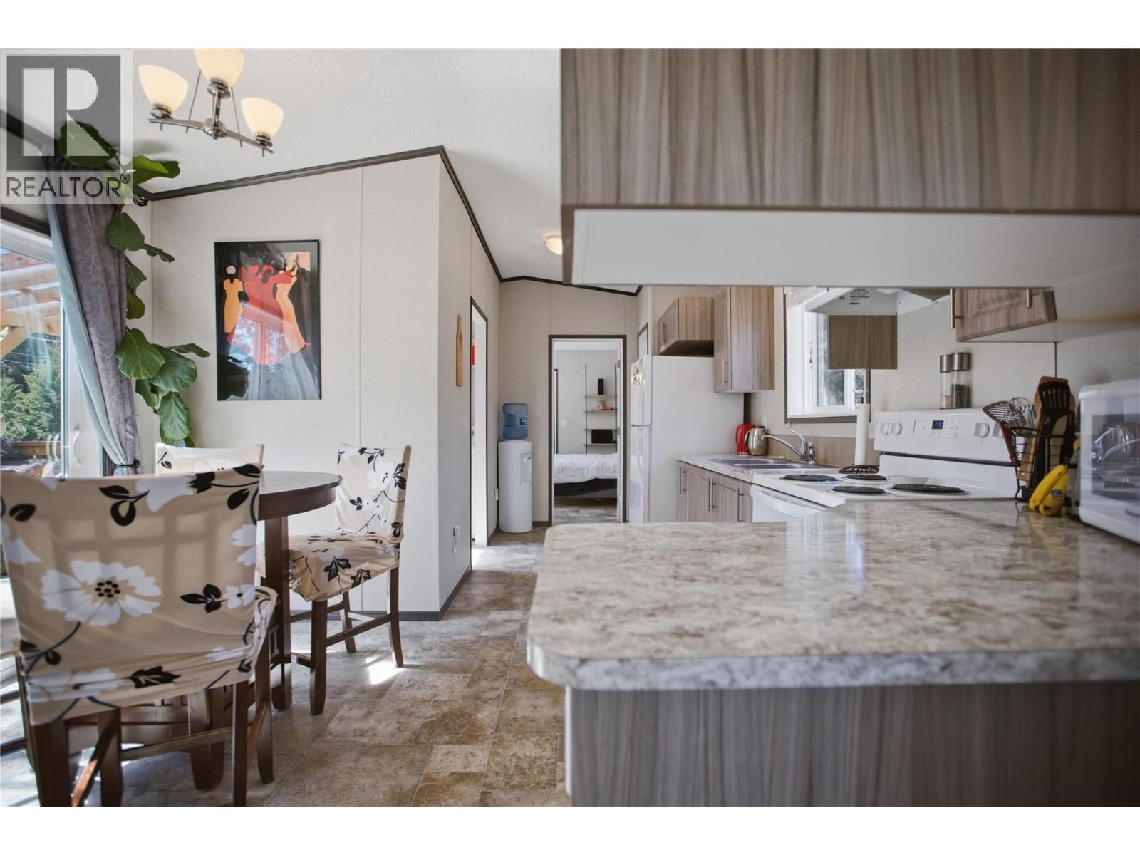 2263 OJIBWAY ROAD Image 12