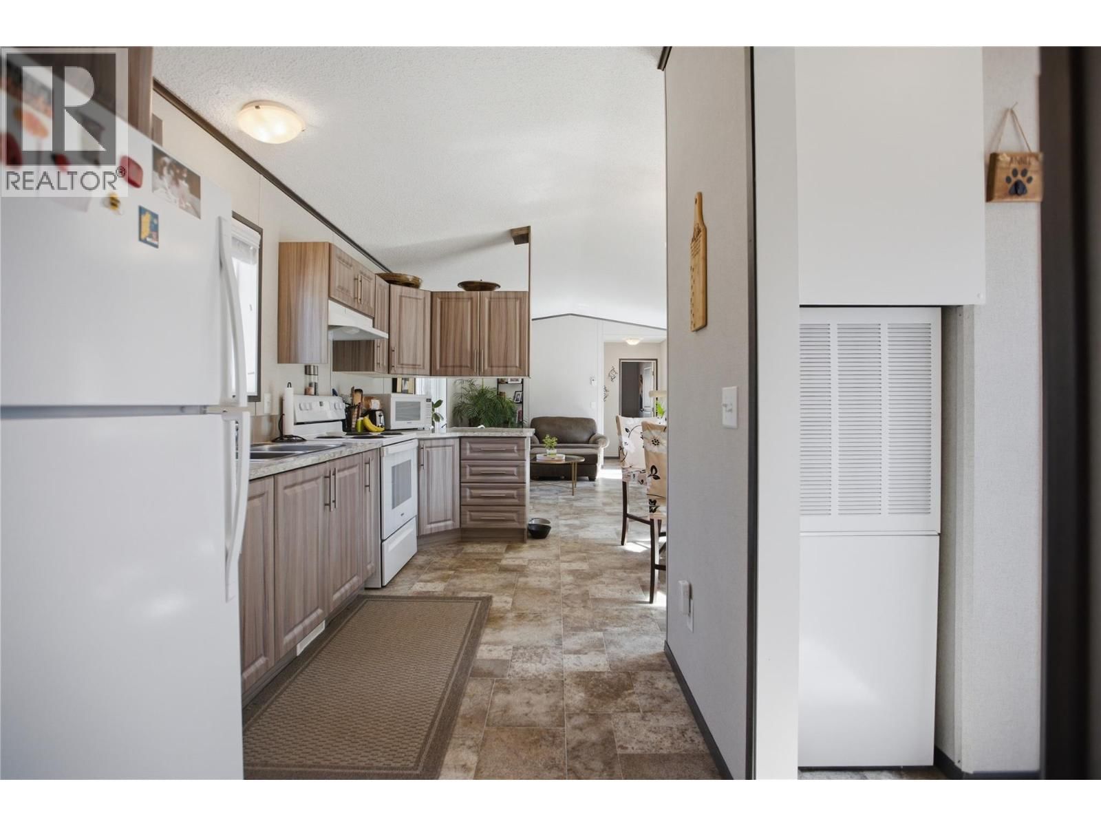 2263 OJIBWAY ROAD Image 14