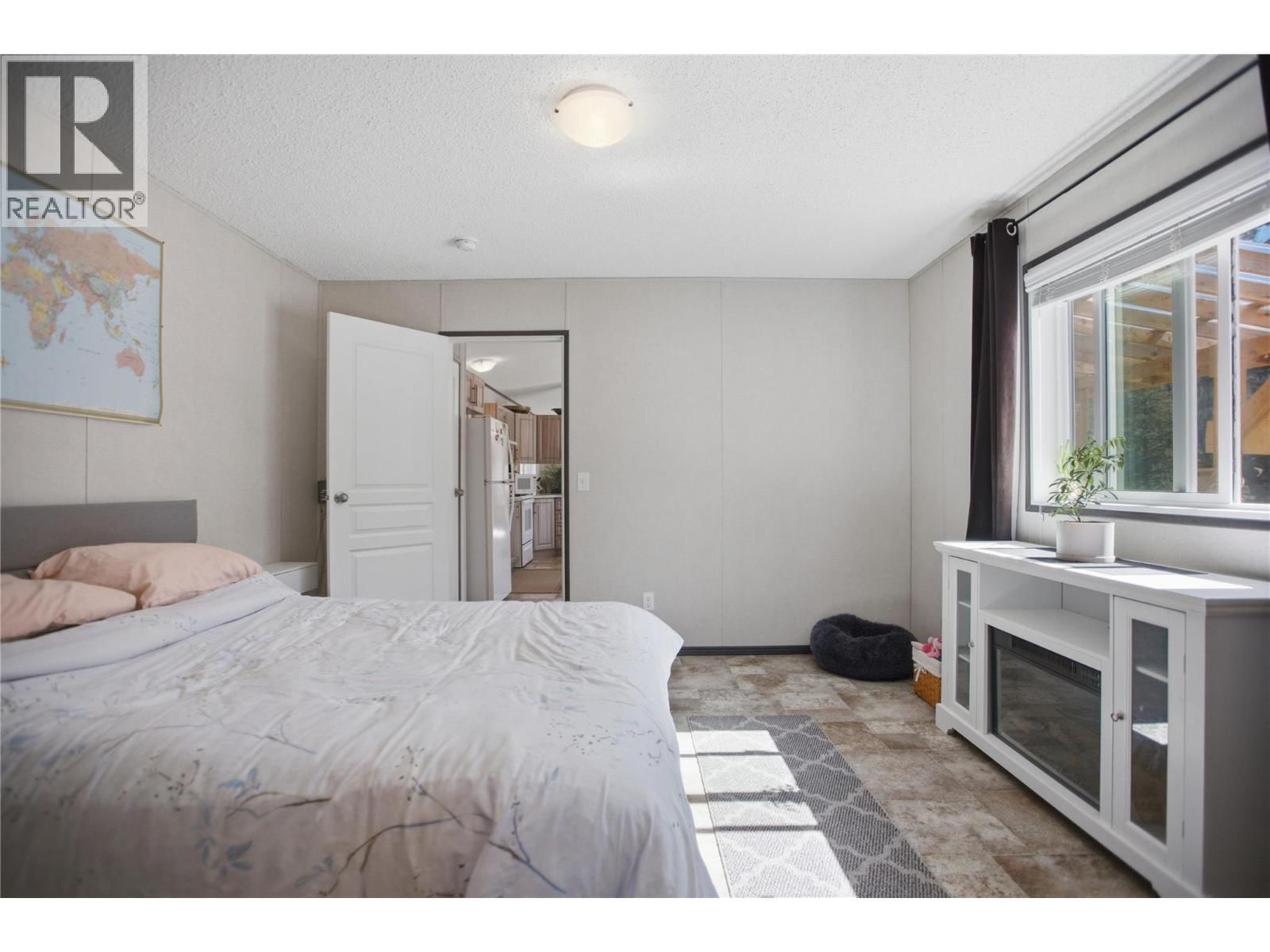 2263 OJIBWAY ROAD Image 18