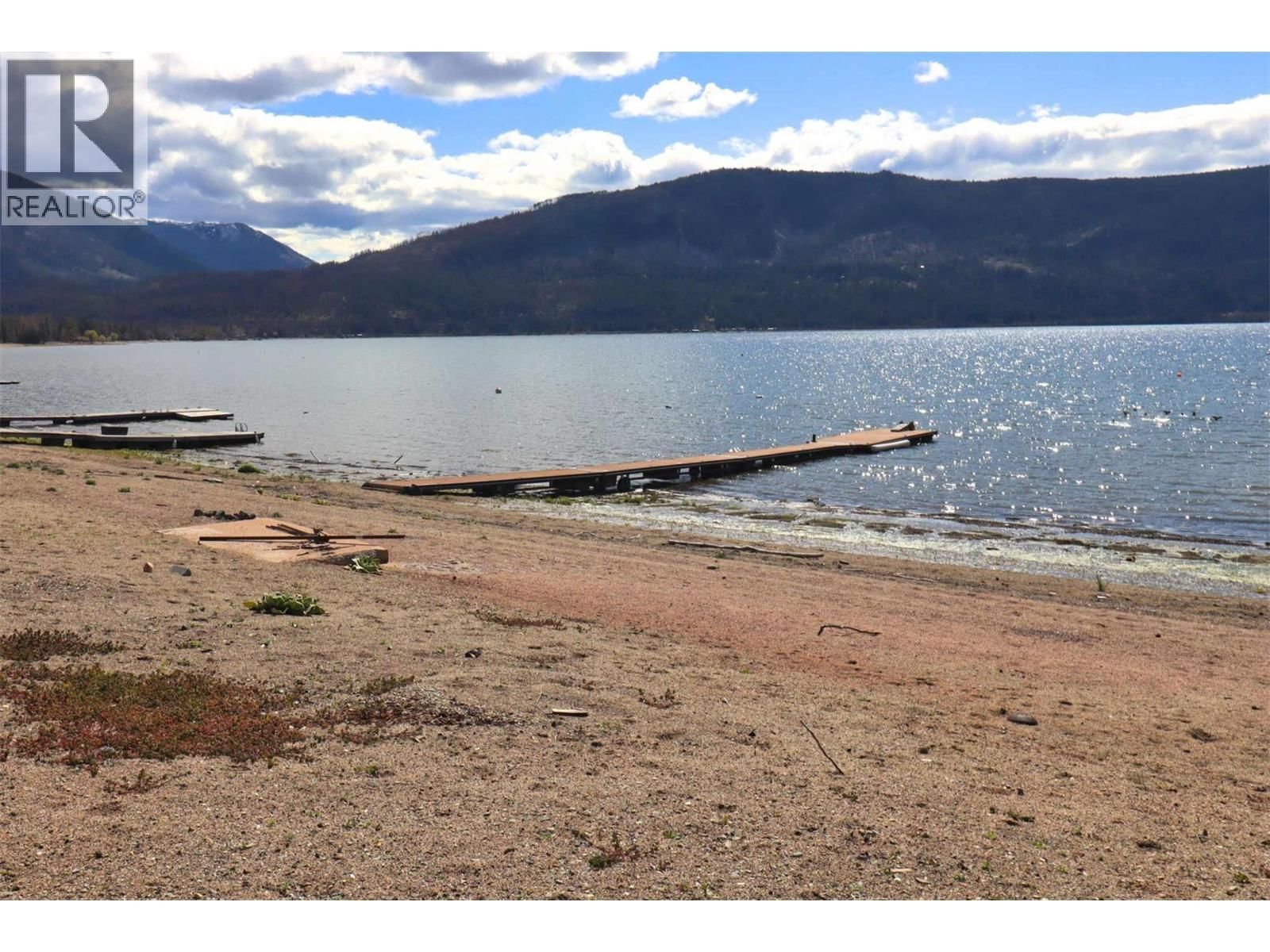 1497 LITTLE SHUSWAP LAKE ROAD Image 19